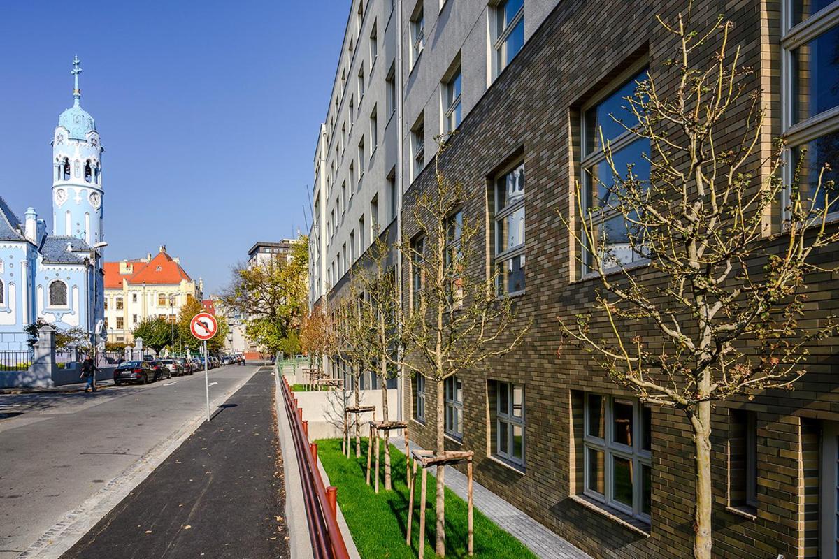 ברטיסלאבה Luxury Apartment In City Centrum By Ota Group מראה חיצוני תמונה
